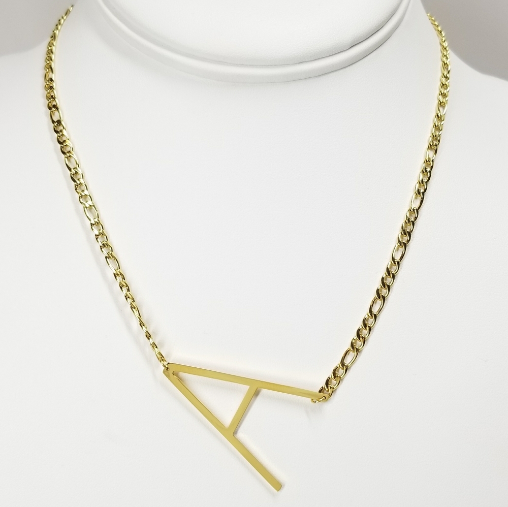 NEW 18K Gold Initial Alphabet Pendant Necklace - Picture 7 of 12